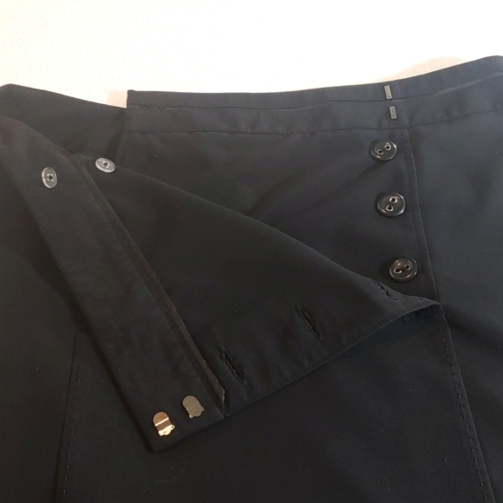 Investments Women's Black Skirt with 6 Button Sailor Front Sze 12 - Picture 5 of 11